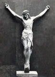 Crucifixo Escultural de Parede