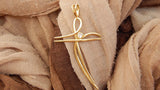 Crucifixo Tradicional com Acabamento Escuro