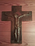 Crucifixo em Cobre com Acabamento Envelhecido