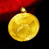 Medalha Religiosa Ornamental em Metal