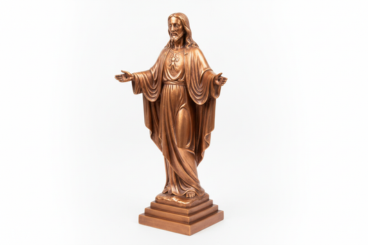Estátua de Jesus em cobre
